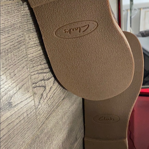 Clarks - Picture 7 of 7